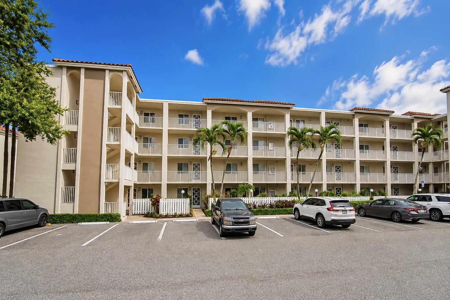 14112 Huntington Pointe Drive 401
