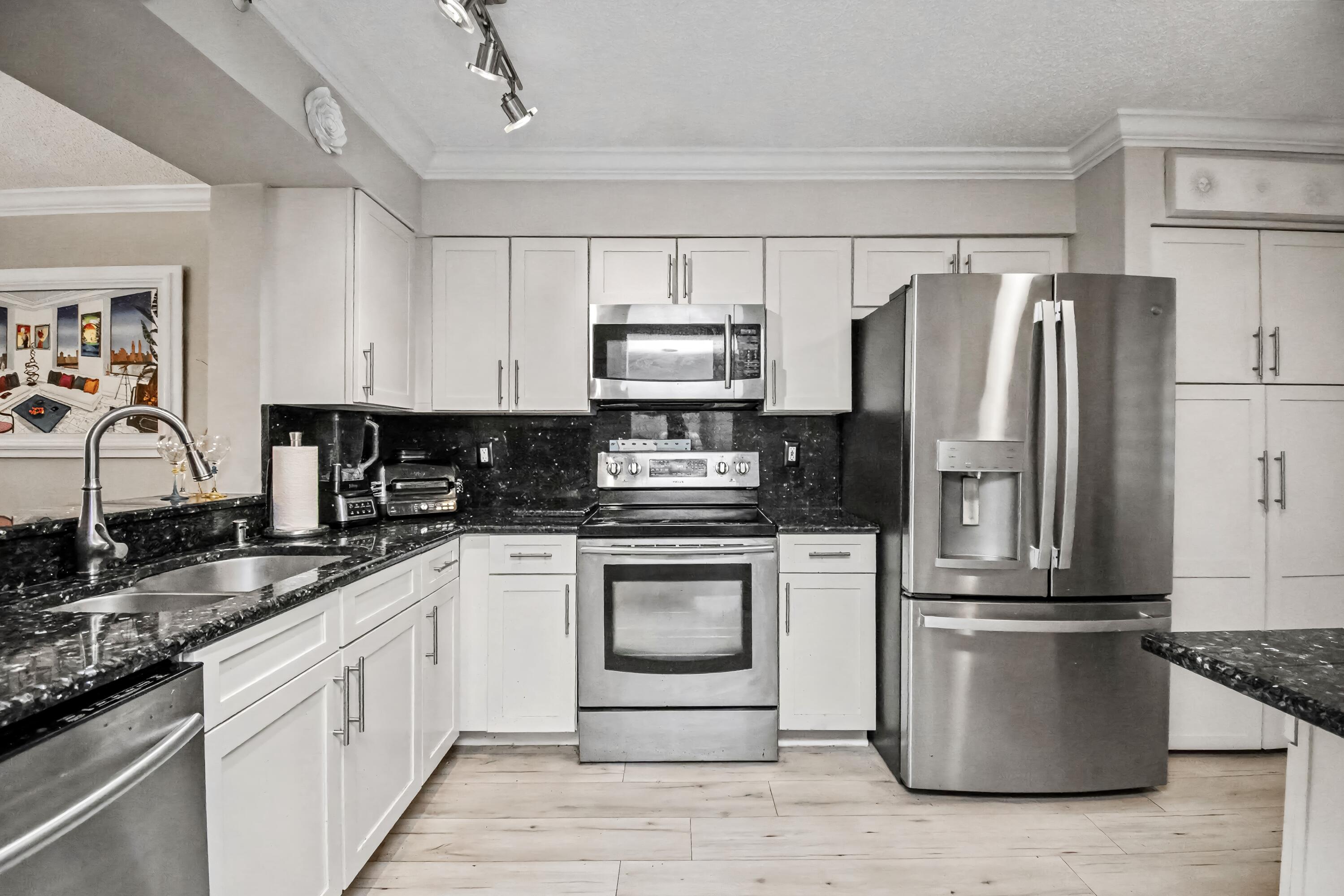 14112 Huntington Pointe Drive 401
