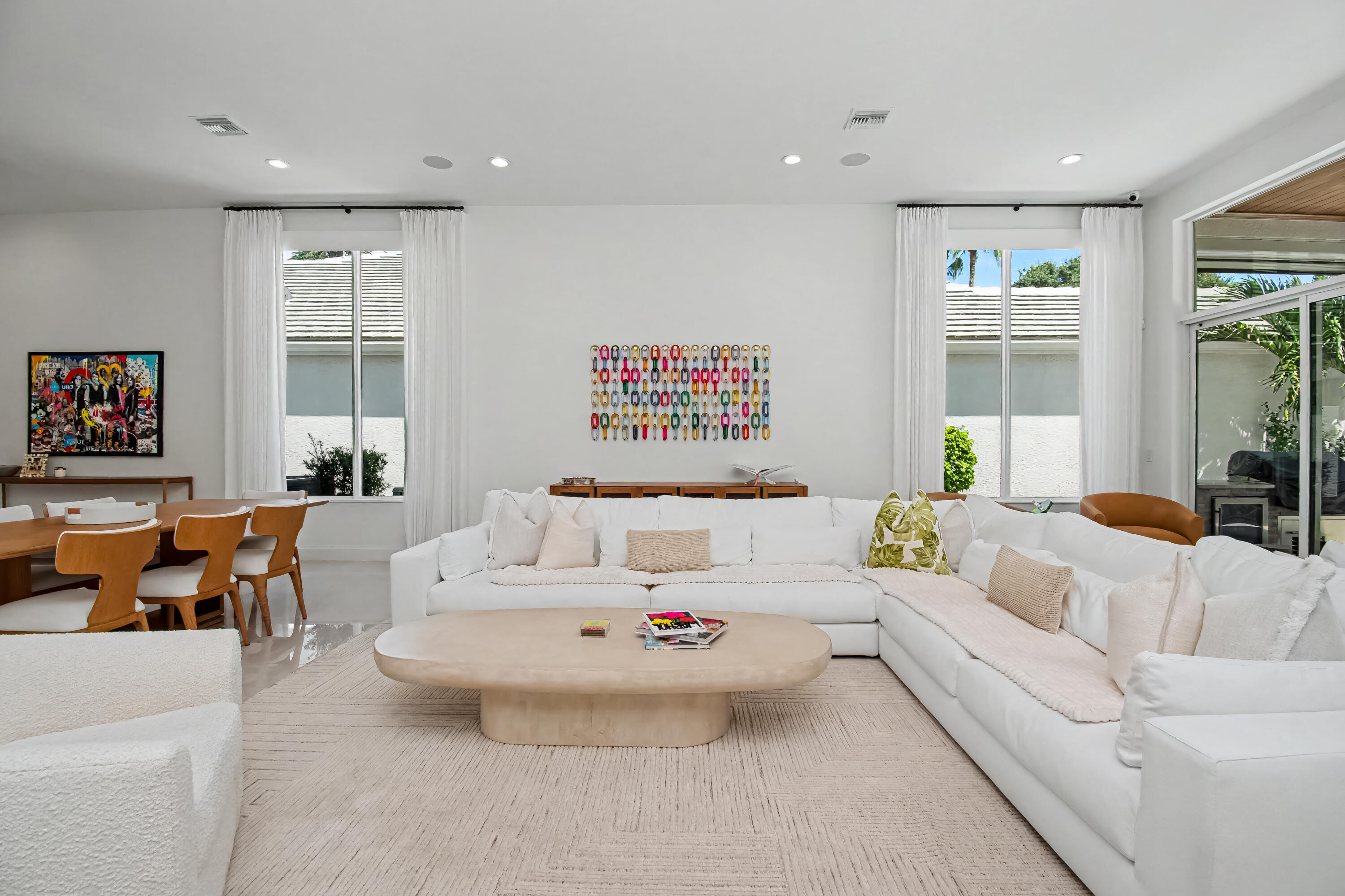 16124 VILLA VIZCAYA Place