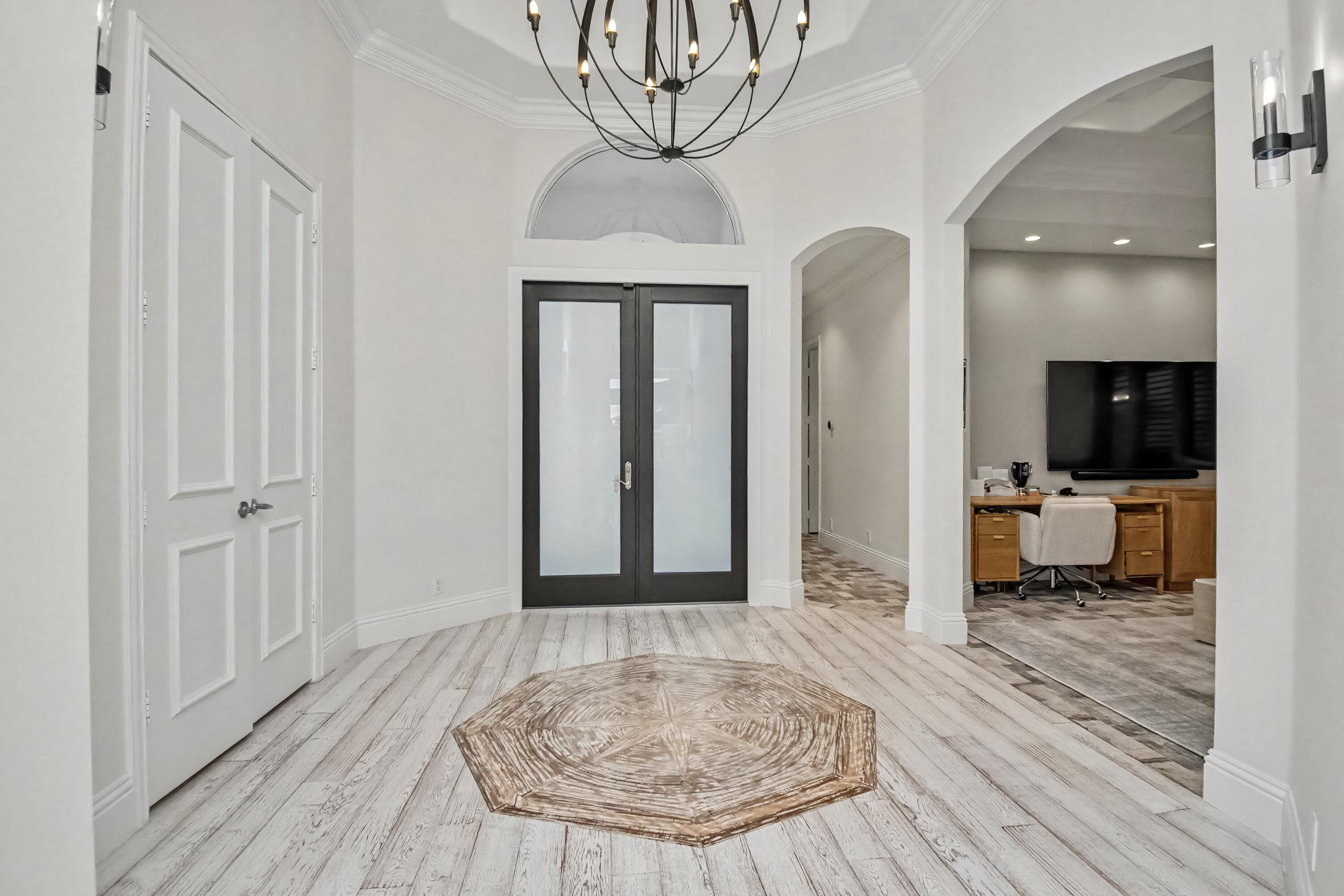 7952 VILLA D ESTE Way