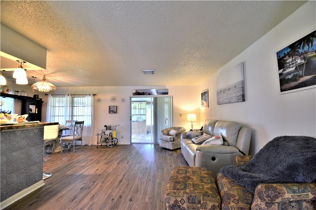 6127 Overland Pl 6127