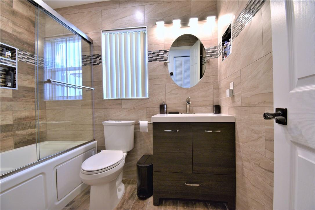 6762 Las Colinas Court