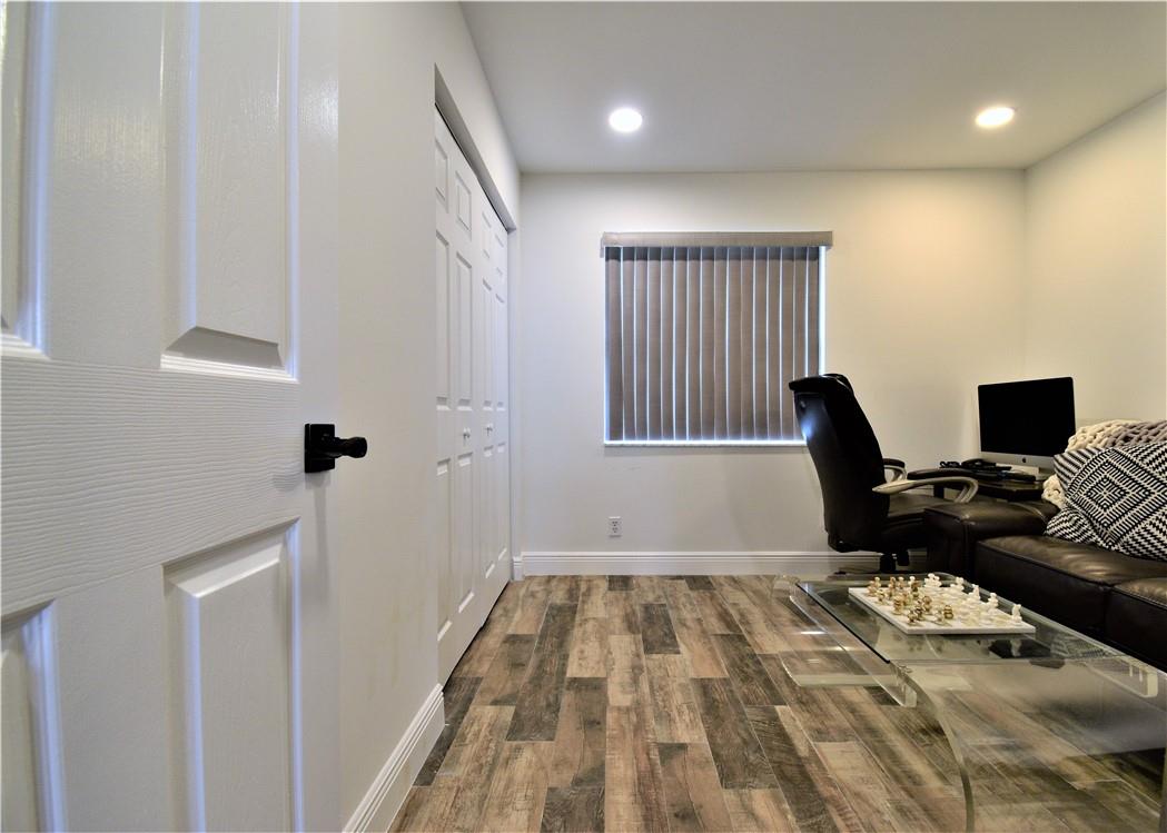 6762 Las Colinas Court