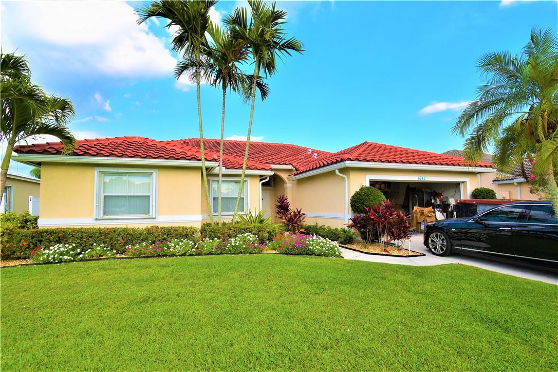 6762 Las Colinas Court