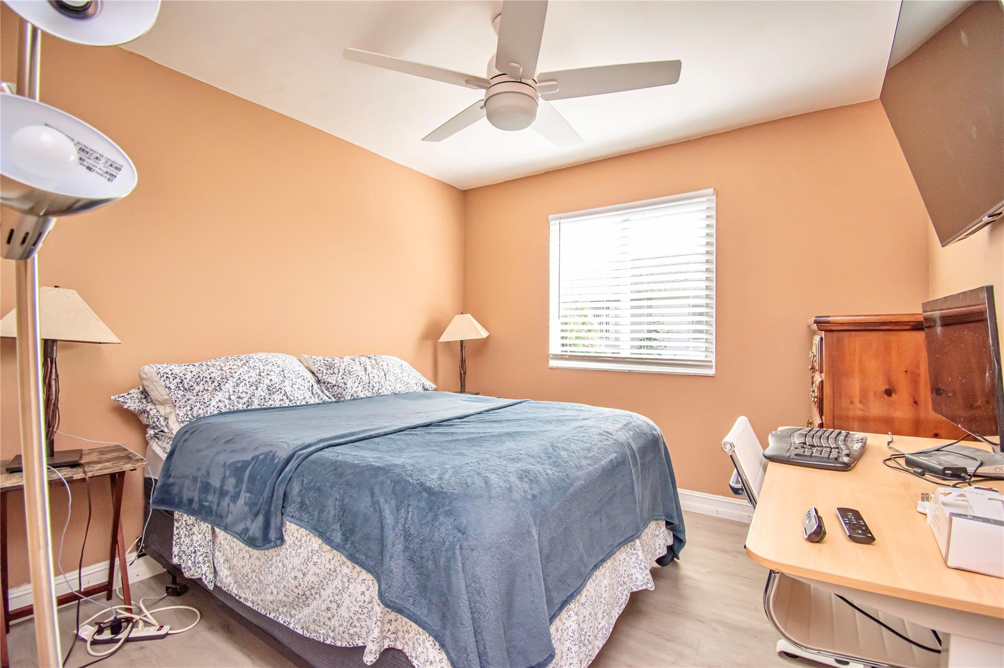 4722 SW 13th Ct 4722