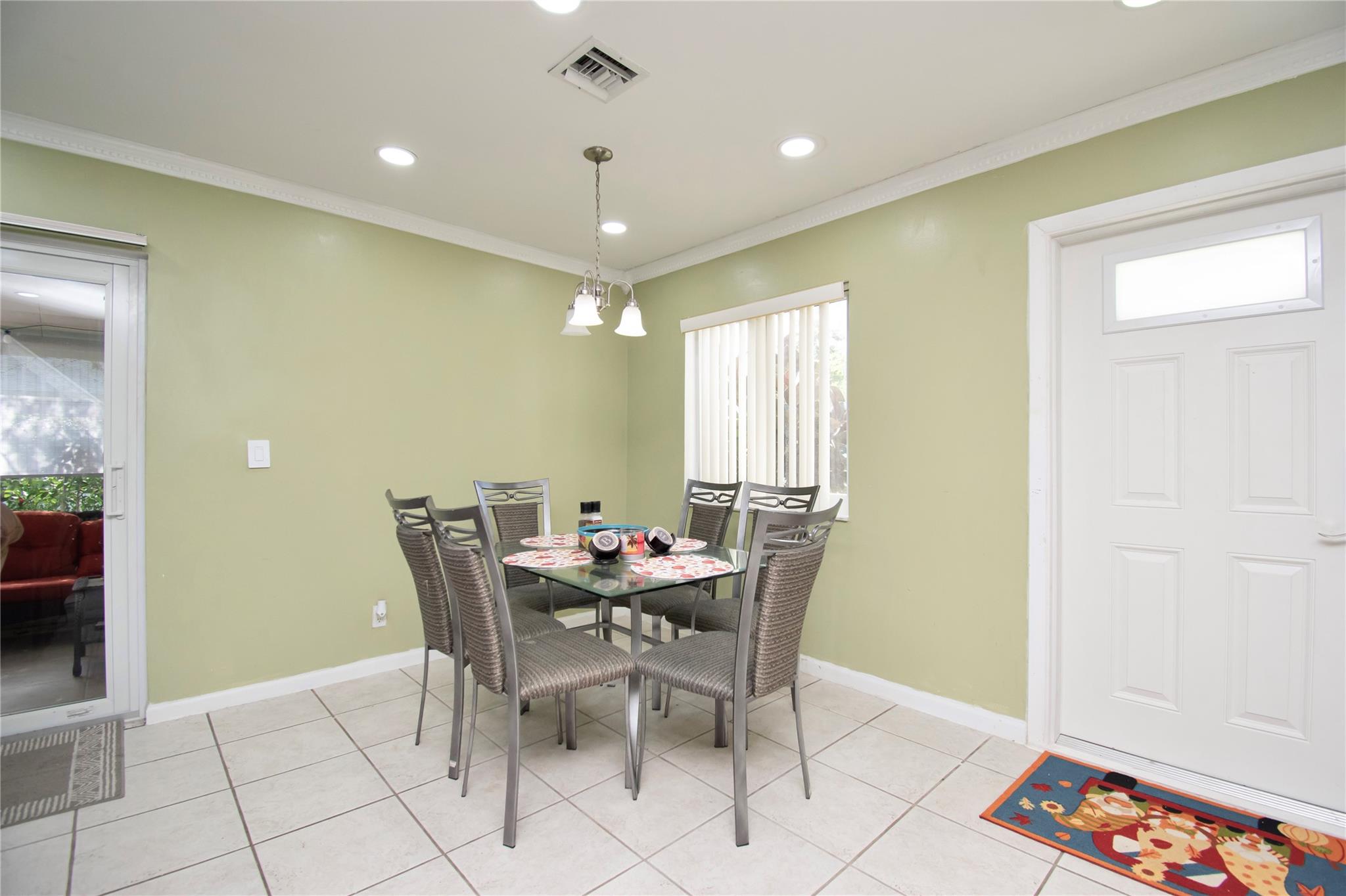 4722 SW 13th Ct 4722