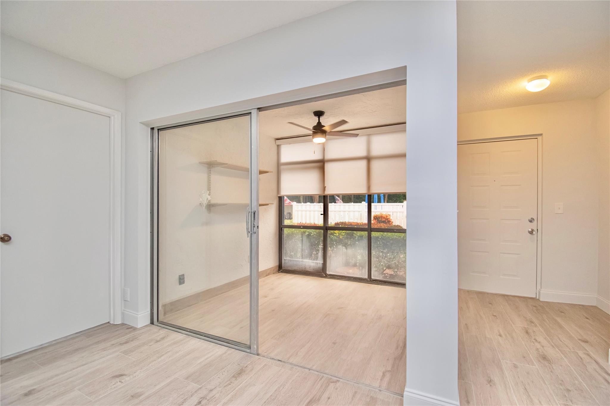 14917 Wedgefield Dr 102