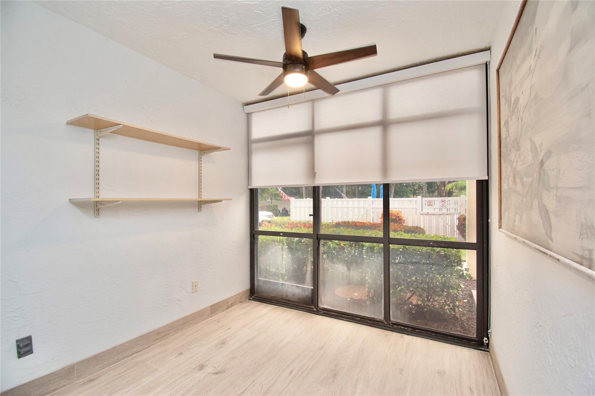 14917 Wedgefield Dr 102