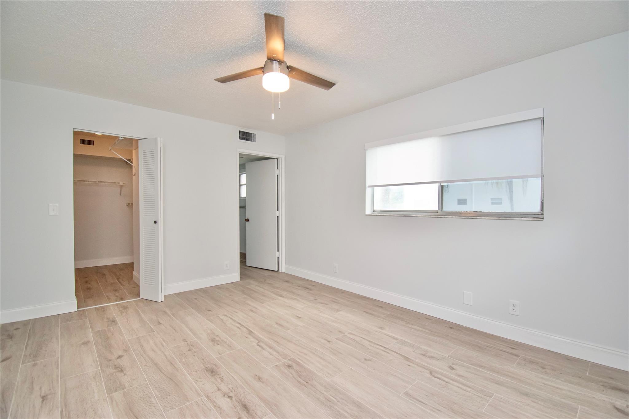 14917 Wedgefield Dr 102