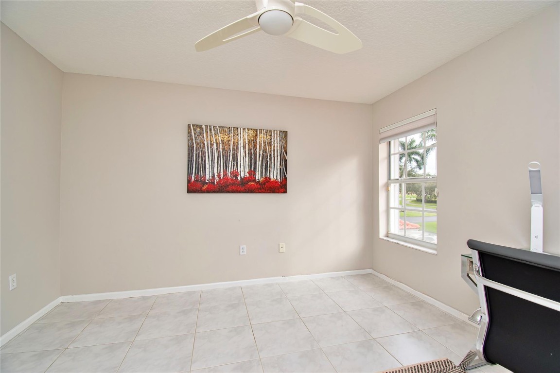 12492 Crystal Pointe Dr 201