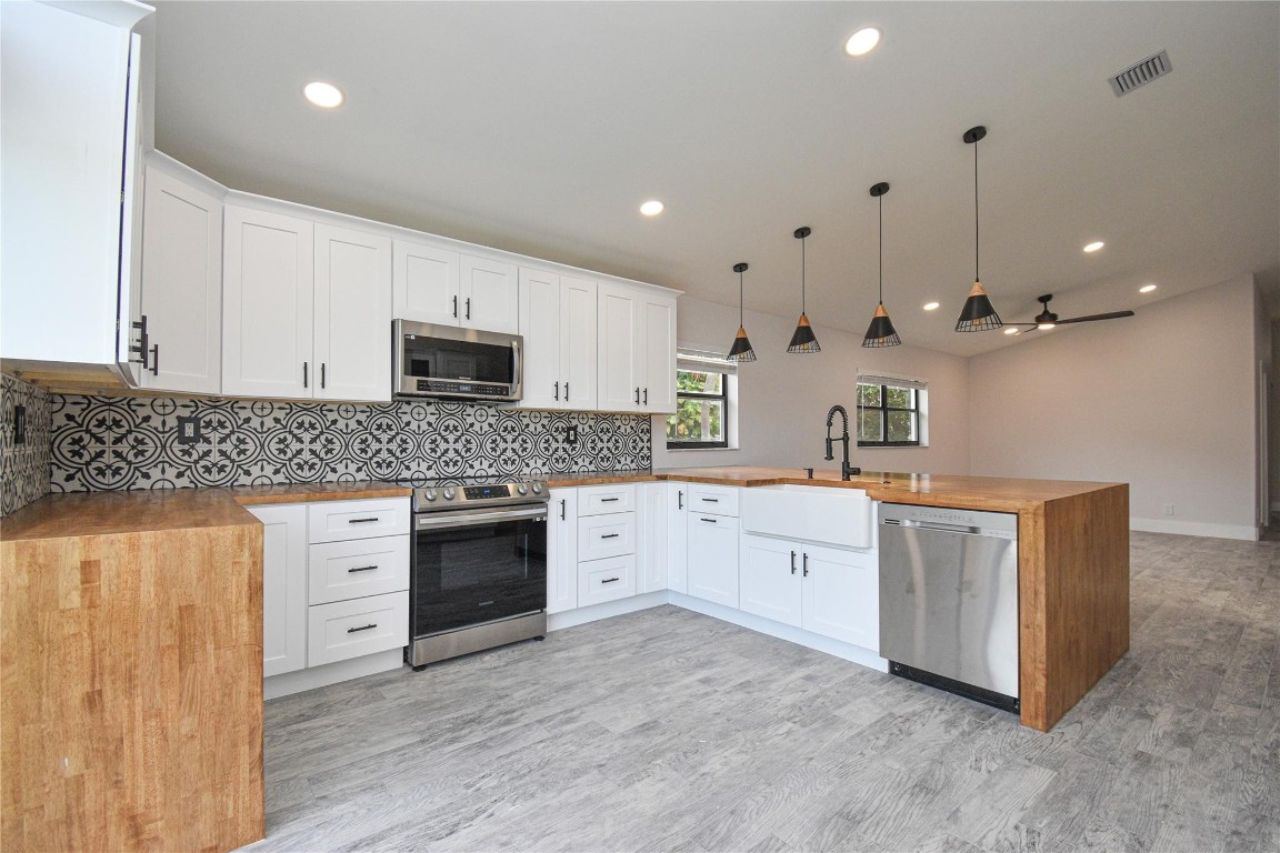 8161 Pelican Harbour Drive