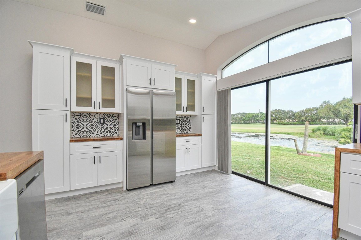 8161 Pelican Harbour Drive