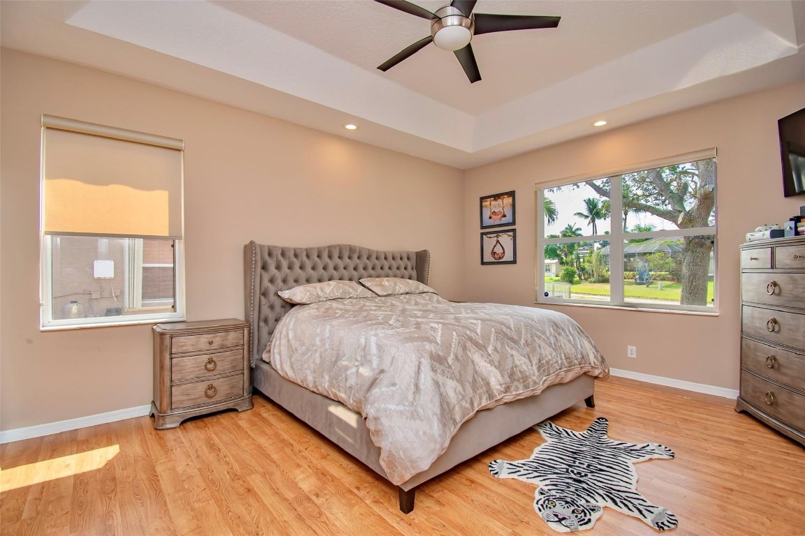 12372 Cascades Pointe Dr