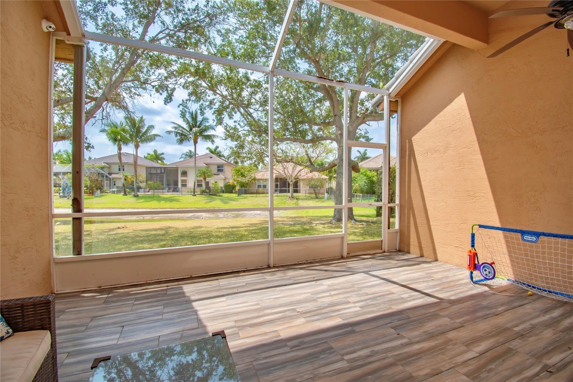 12372 Cascades Pointe Dr