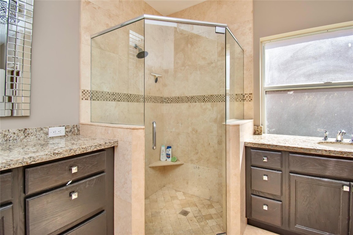 12372 Cascades Pointe Dr