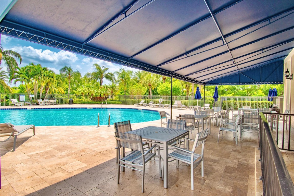 12372 Cascades Pointe Dr