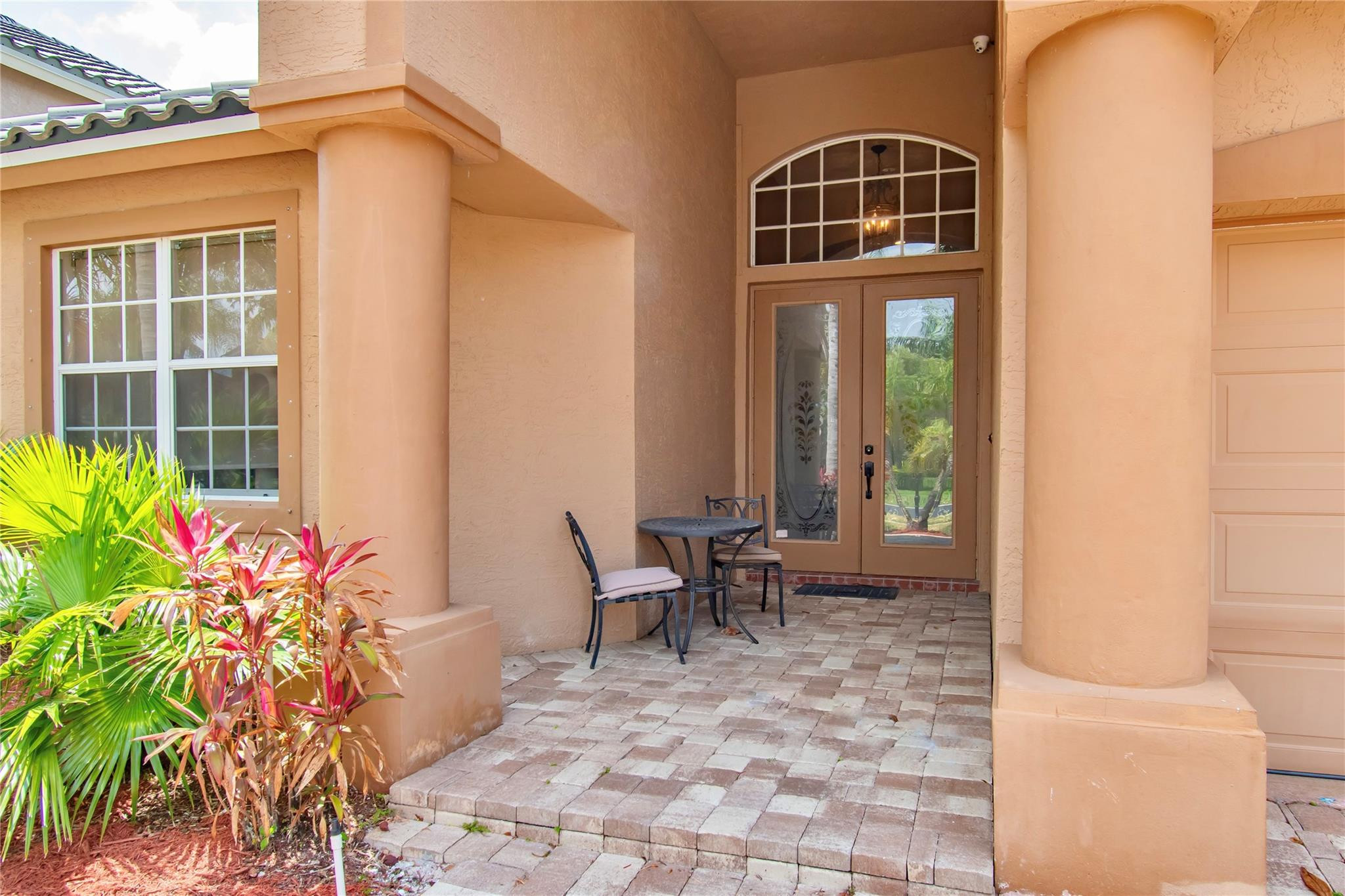 12372 Cascades Pointe Dr