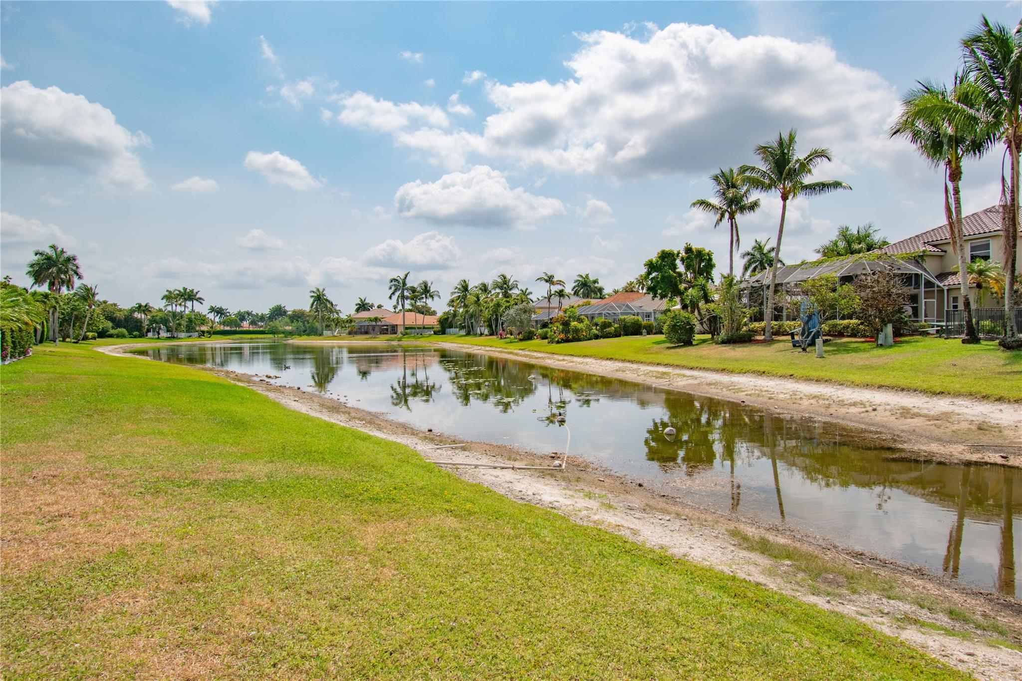 12372 Cascades Pointe Dr