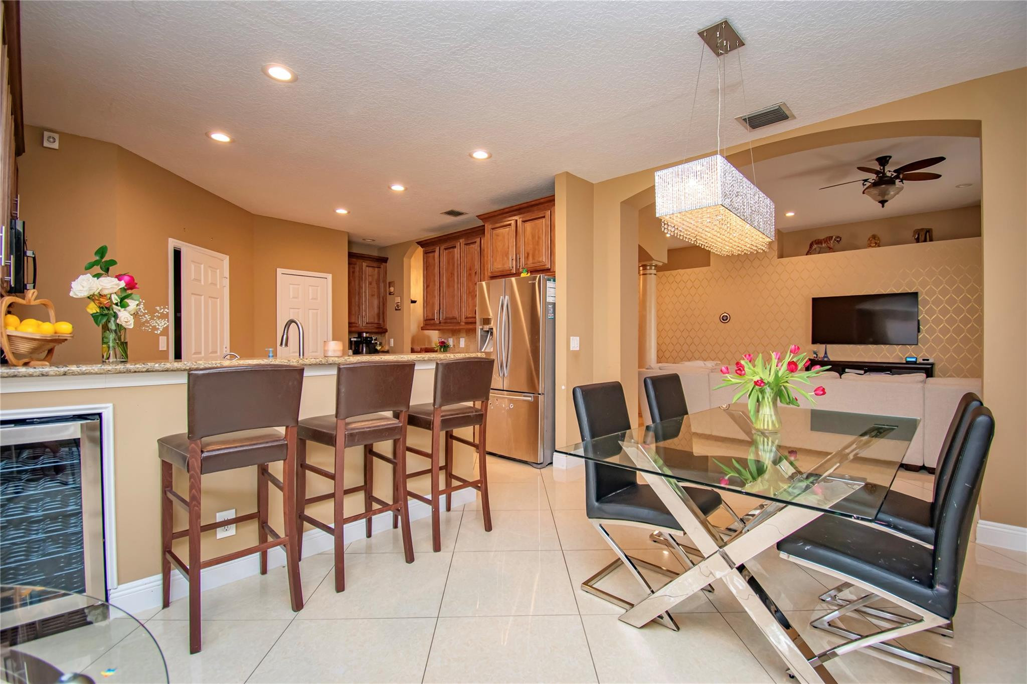 12372 Cascades Pointe Dr