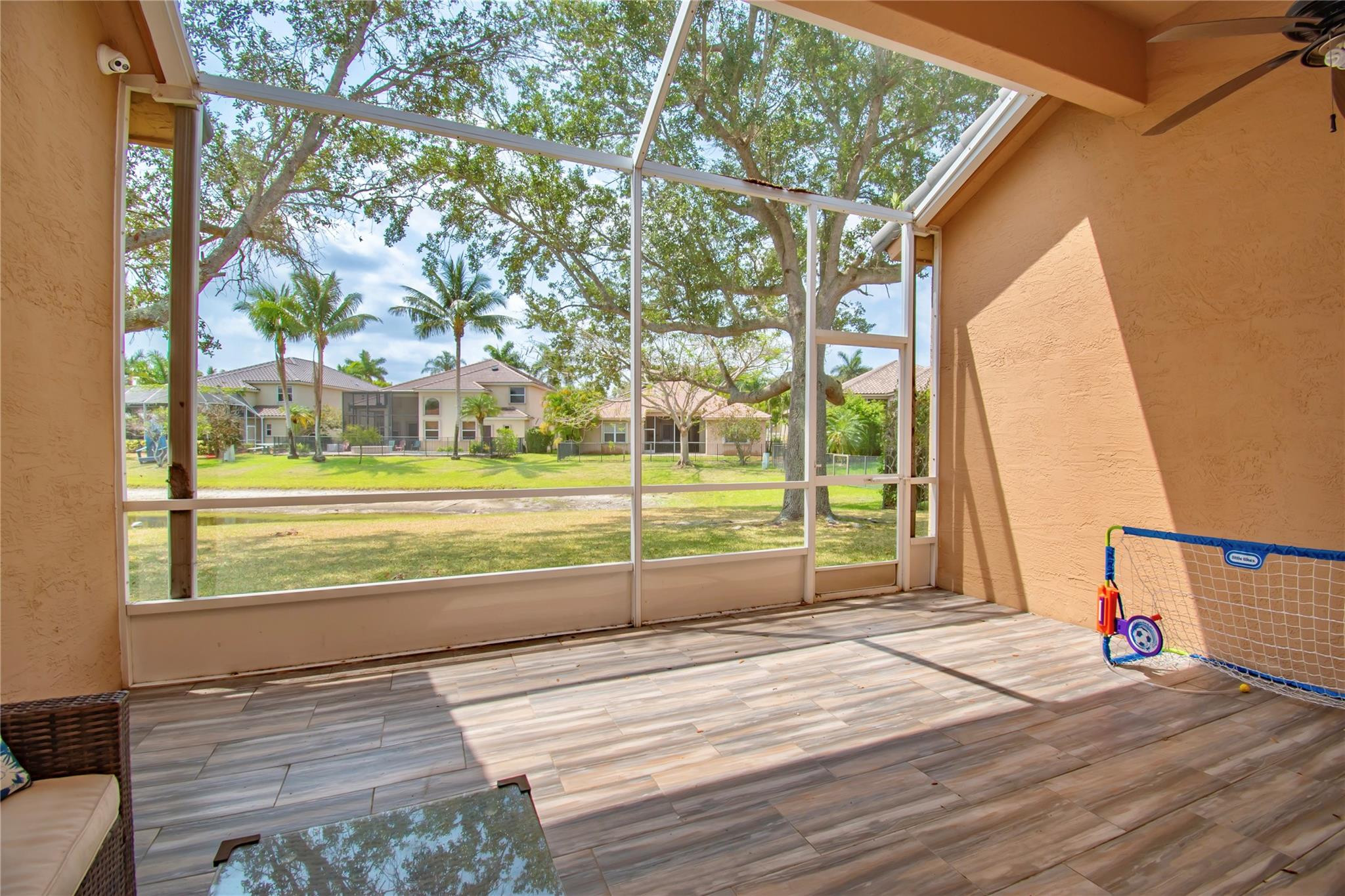 12372 Cascades Pointe Dr