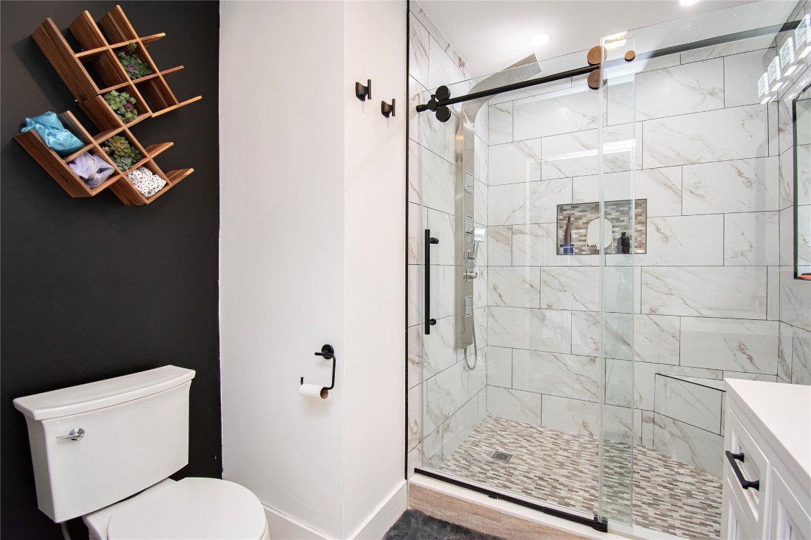 6557 Country Wood Way