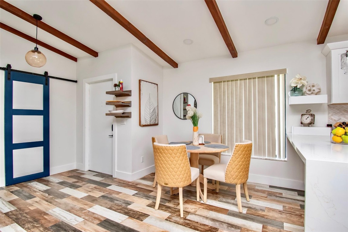 6557 Country Wood Way