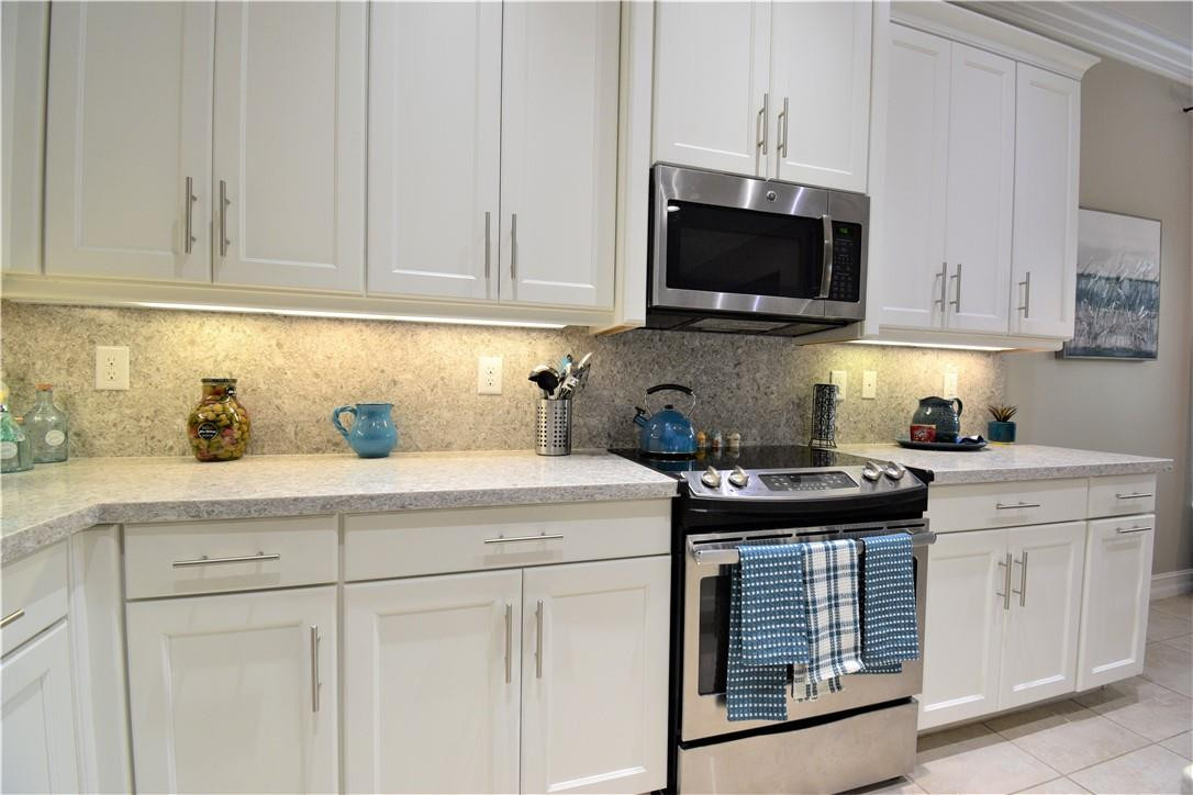 13682 Imperial Topaz Trl