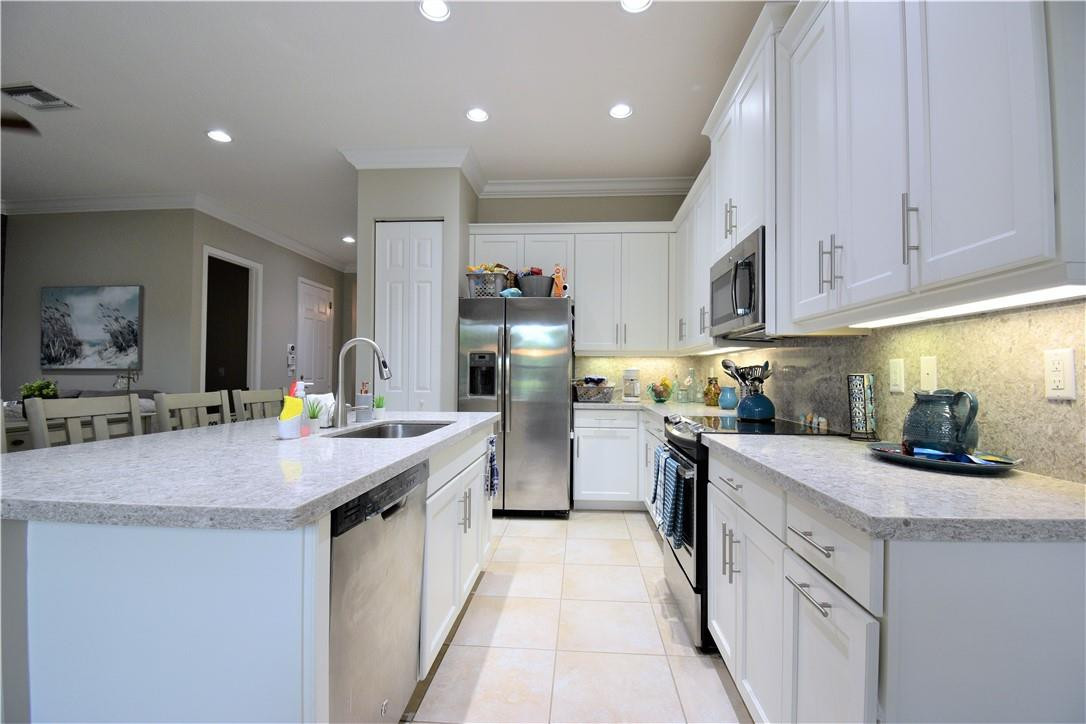 13682 Imperial Topaz Trl