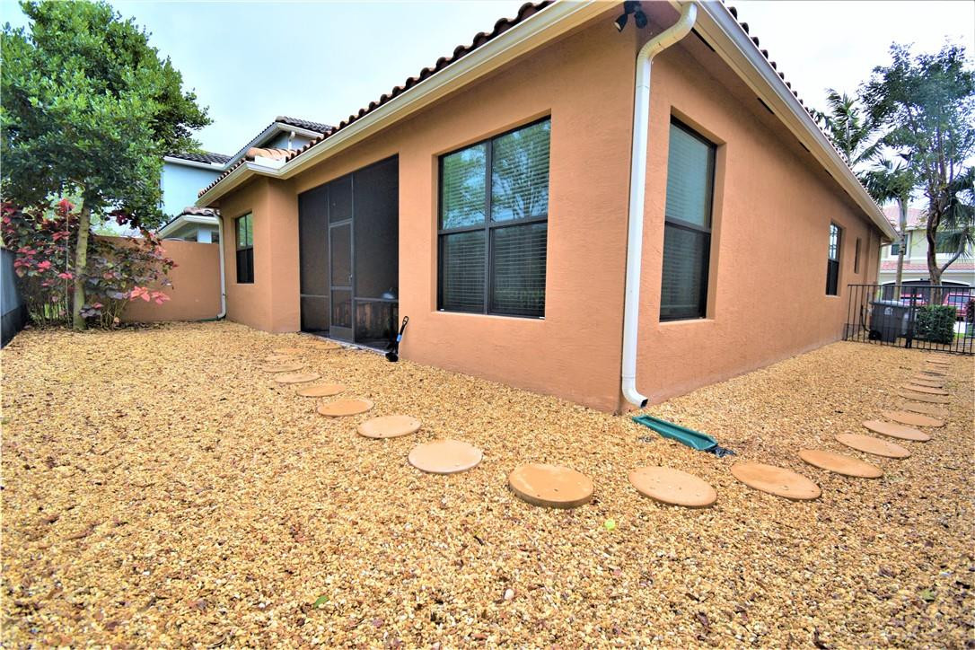 13682 Imperial Topaz Trl