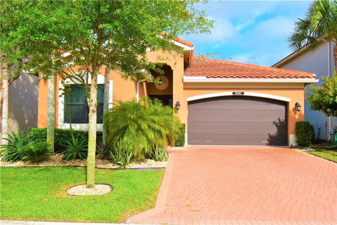 13682 Imperial Topaz Trl