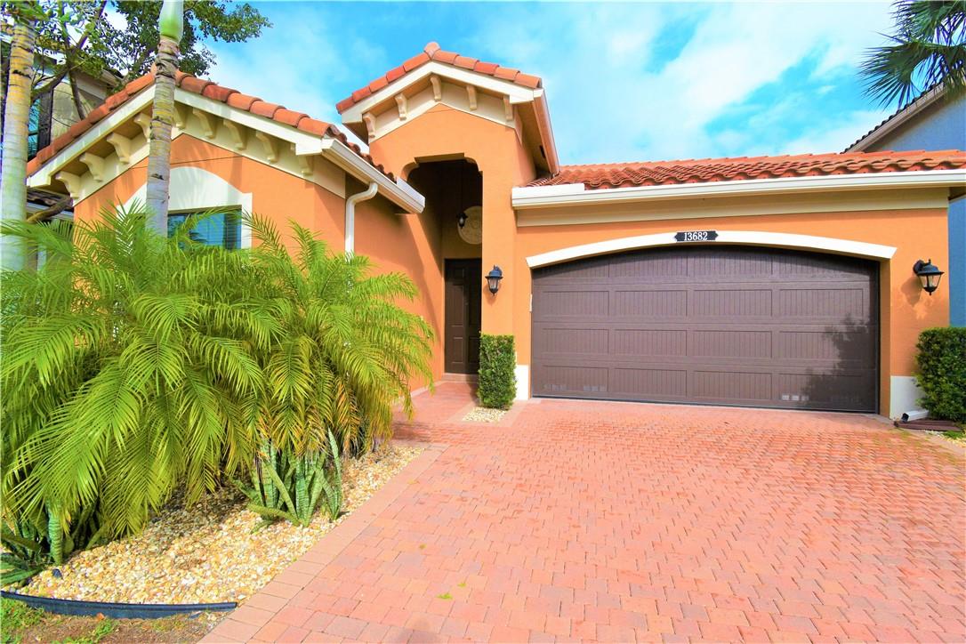 13682 Imperial Topaz Trl