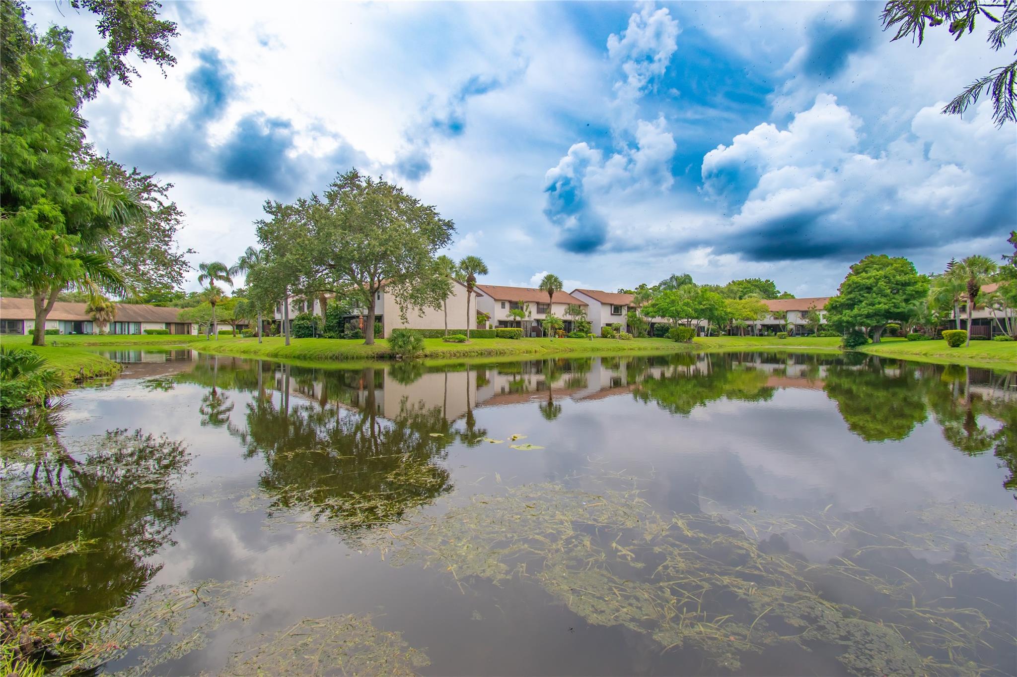 4340 Carambola Cir 703