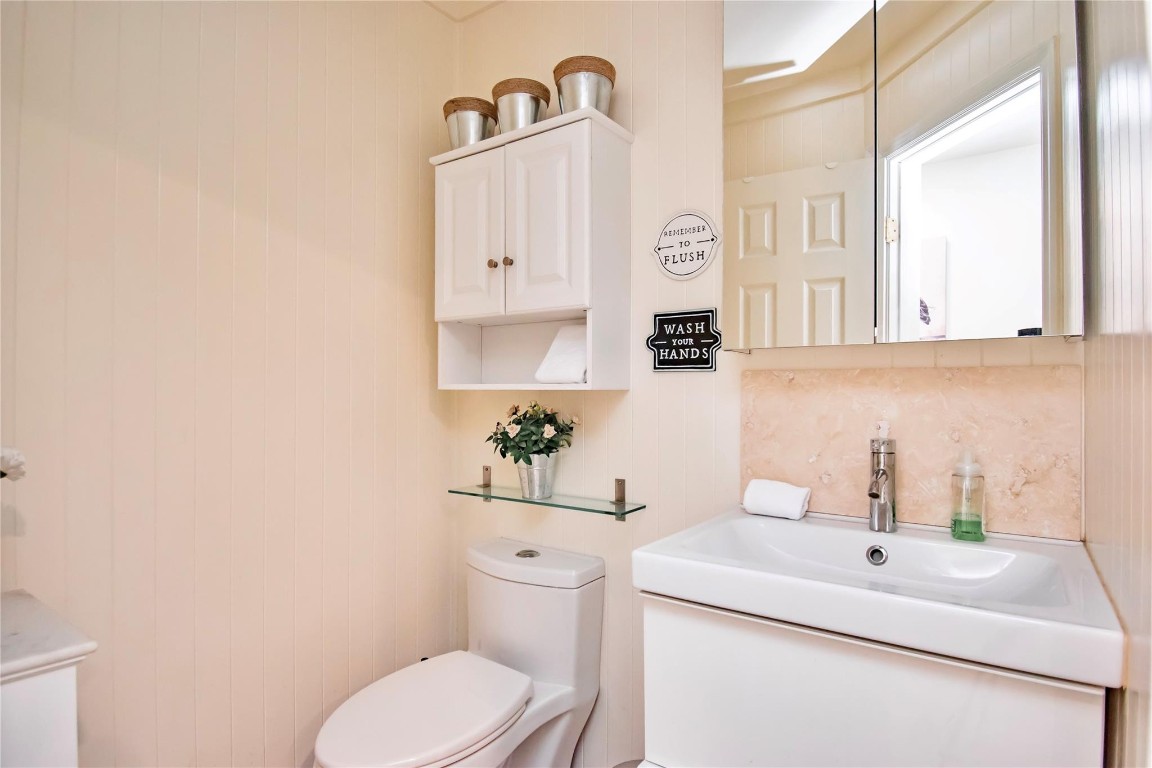 4340 Carambola Cir 703