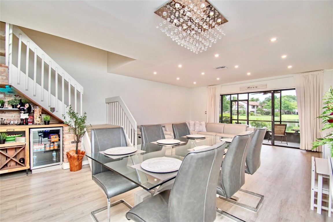 4340 Carambola Cir 703