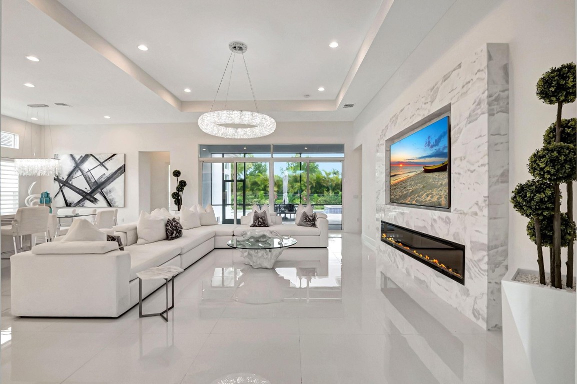 12860 Veneto Springs Dr