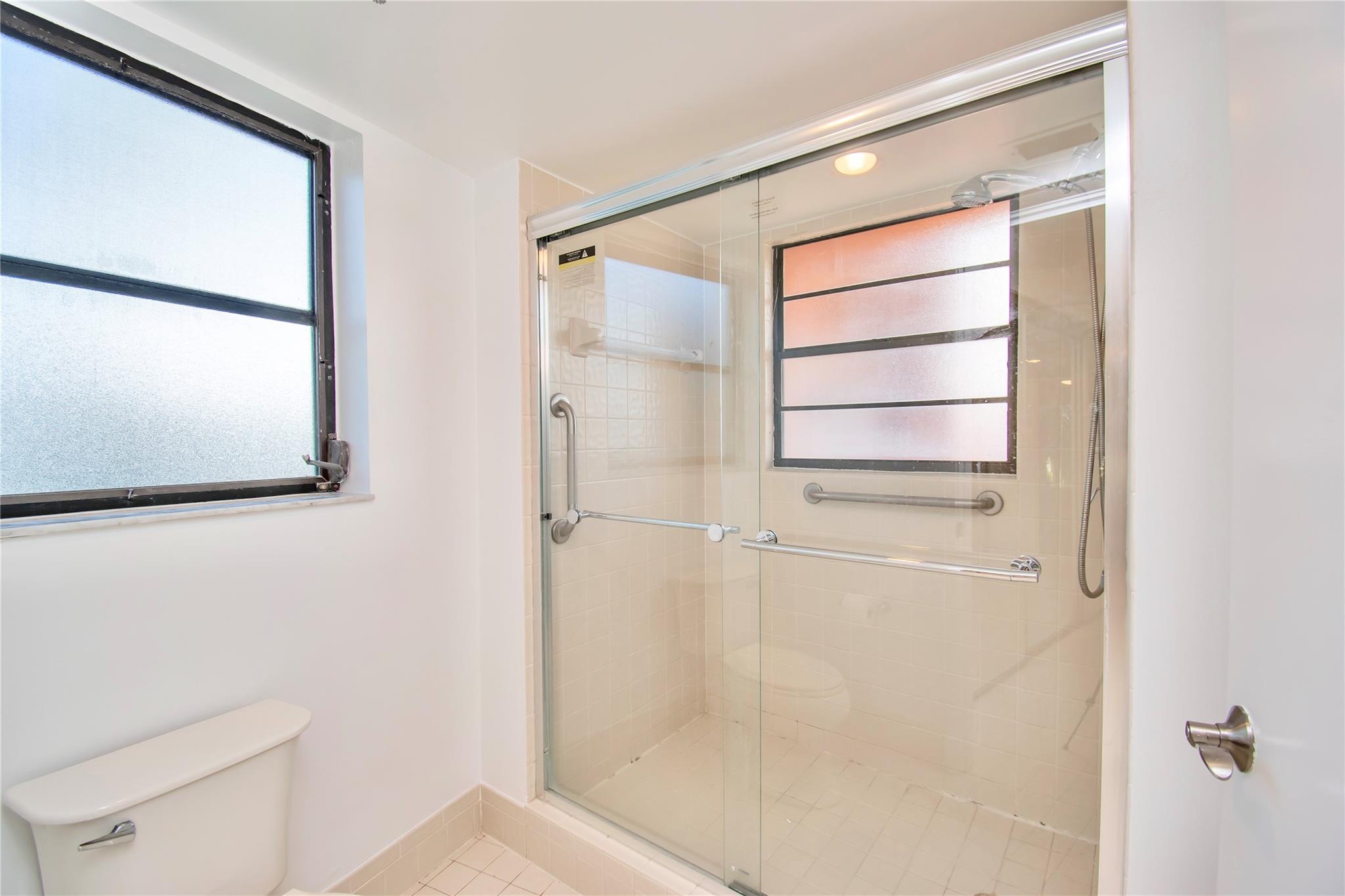 7360 S Oriole Blvd 407