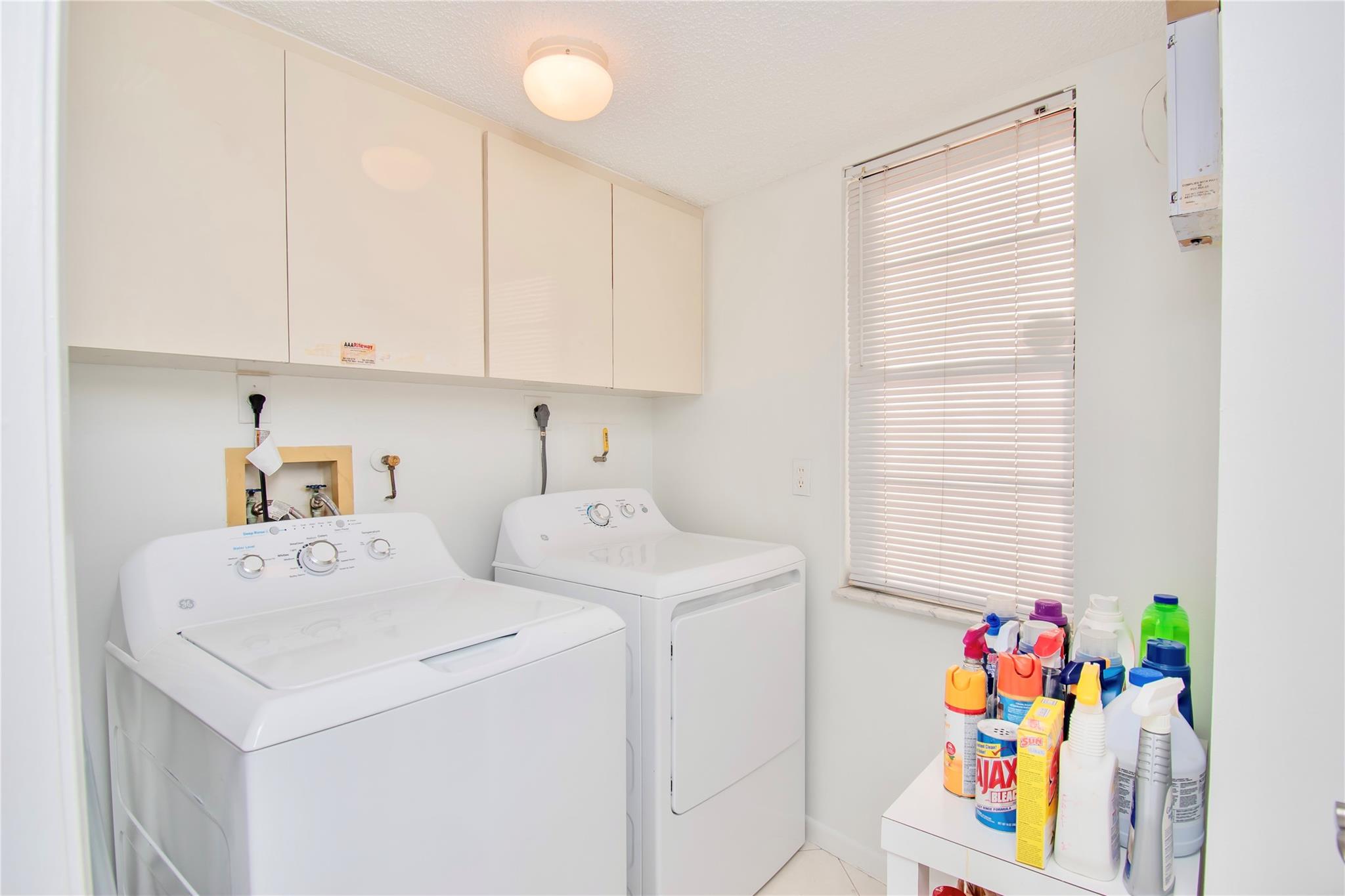 7360 S Oriole Blvd 407