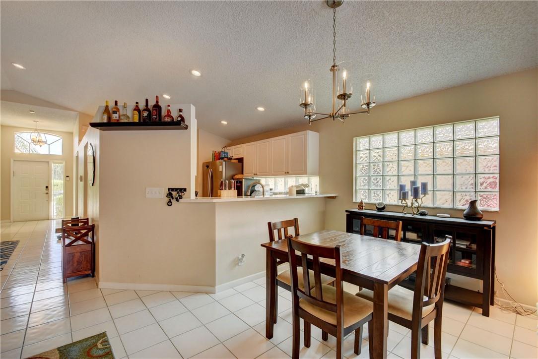 7703 Springfield Lake Dr