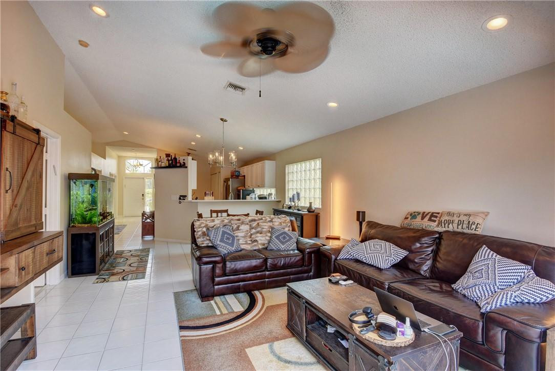 7703 Springfield Lake Dr