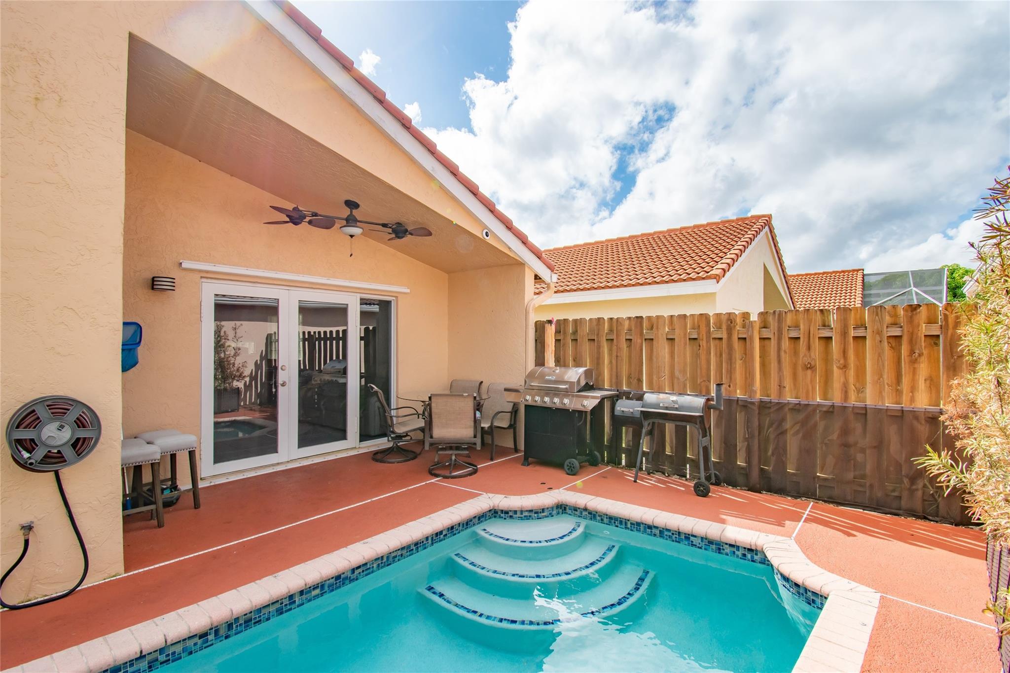 7703 Springfield Lake Dr