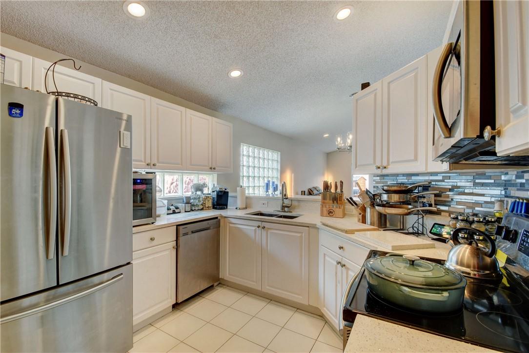 7703 Springfield Lake Dr