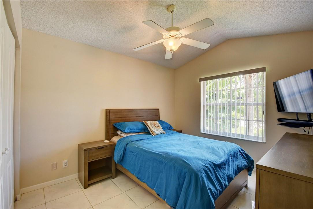 7703 Springfield Lake Dr