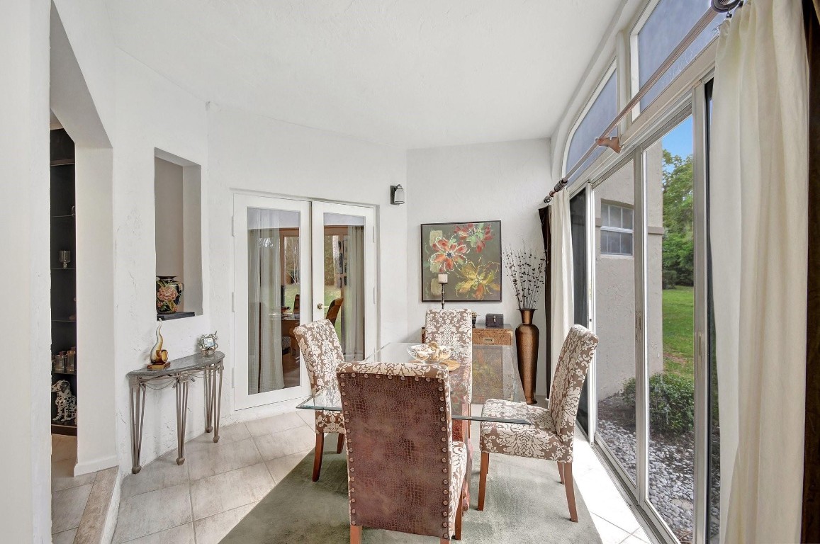 6510 Via Regina 6510