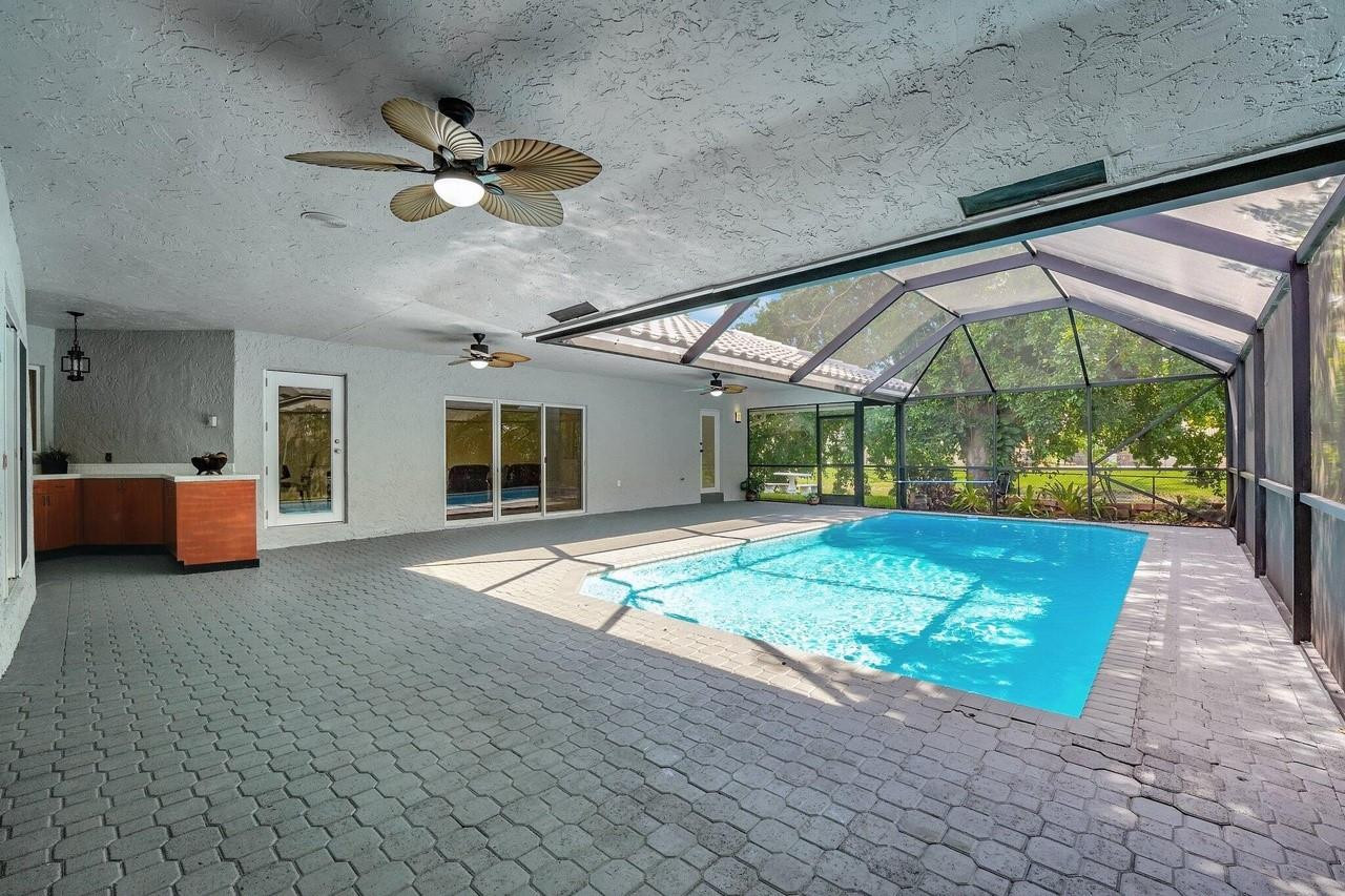 9066 NW 52nd Court