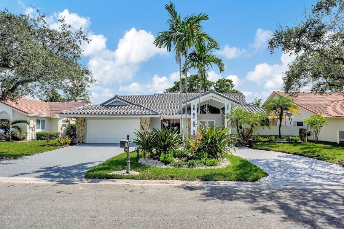 9066 NW 52nd Court