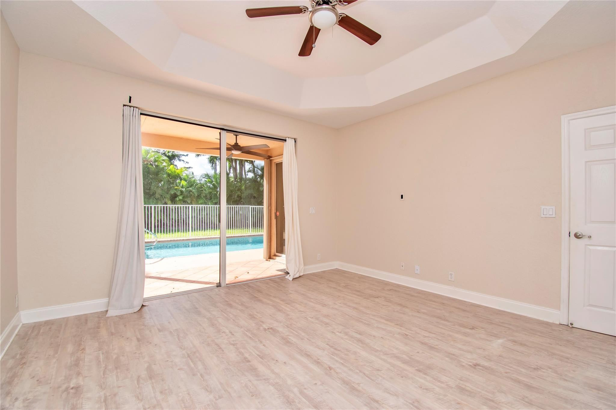 12280 Riverfalls Ct