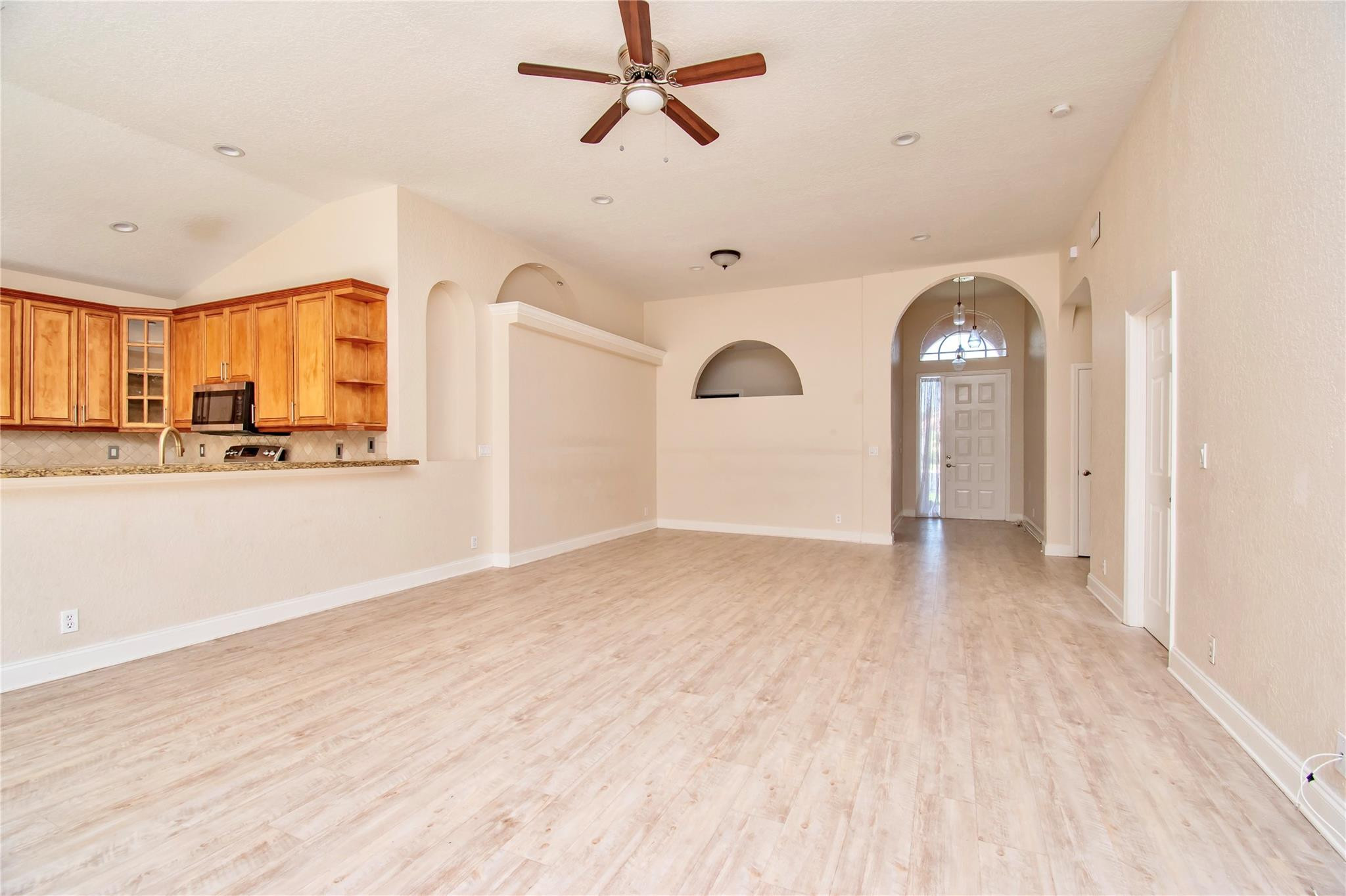 12280 Riverfalls Ct