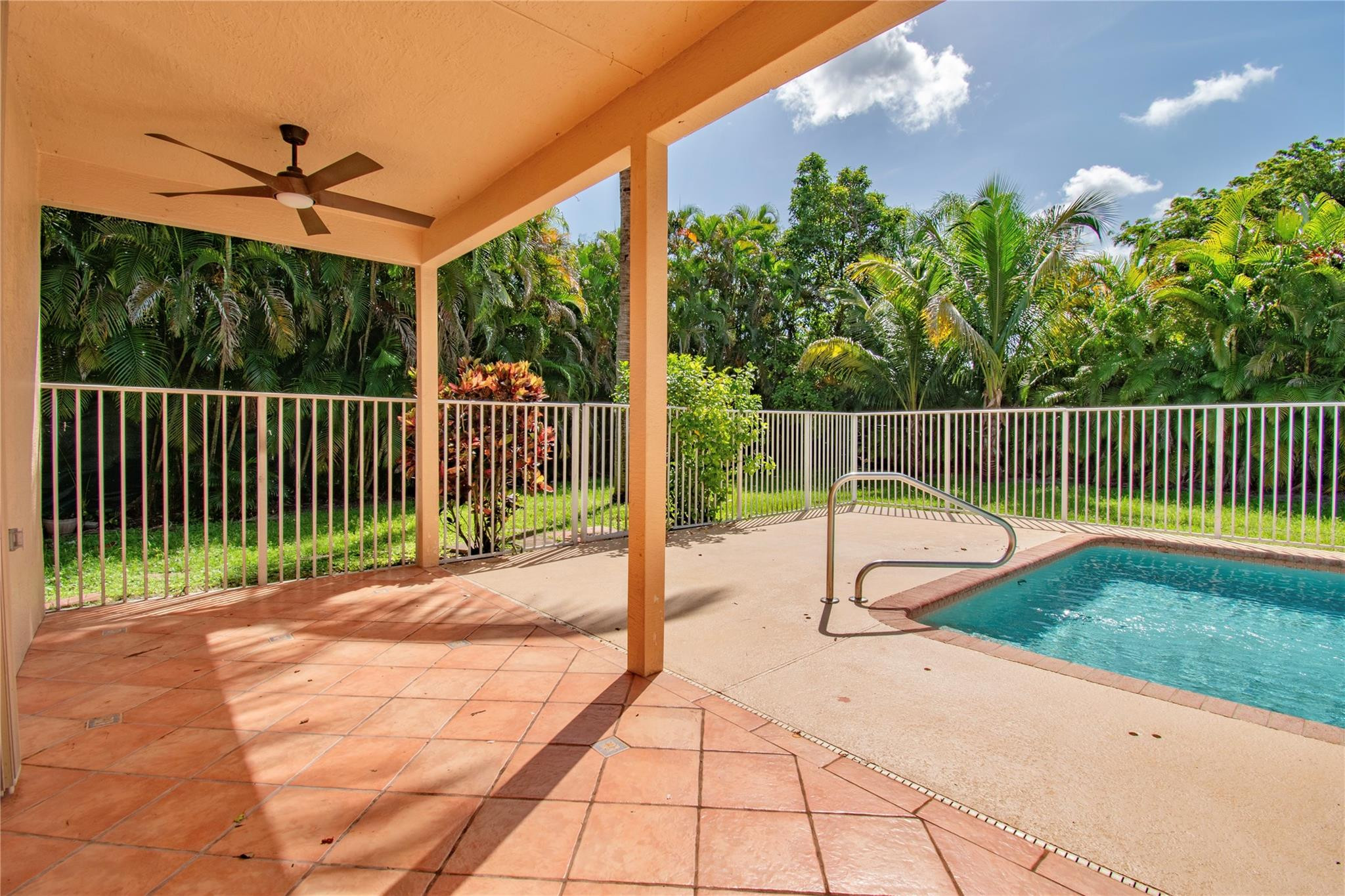 12280 Riverfalls Ct