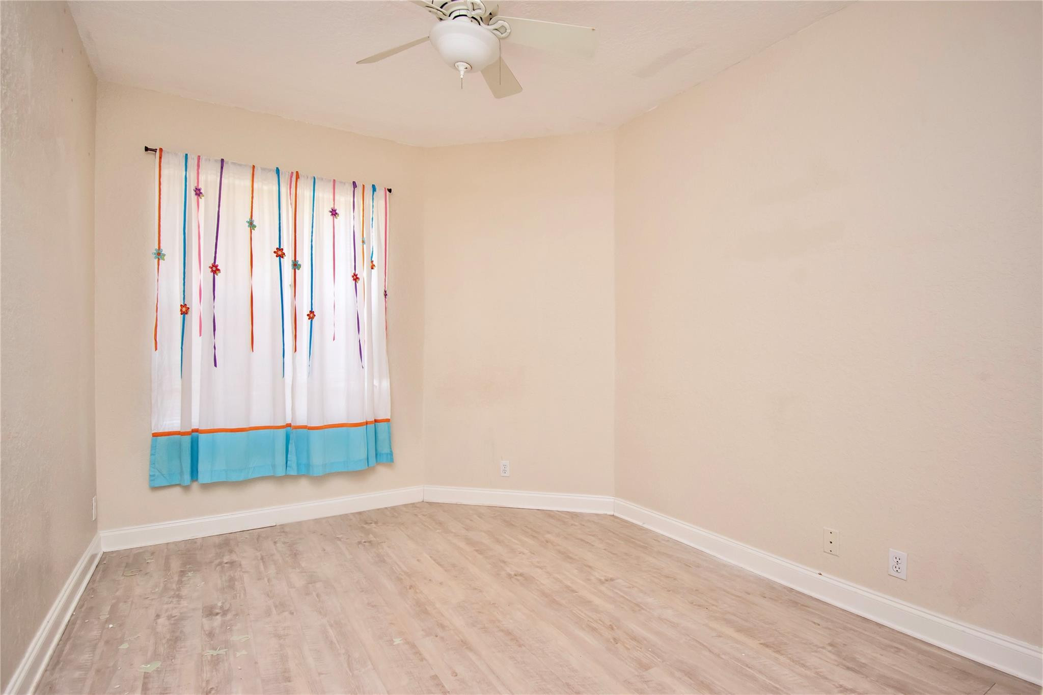 12280 Riverfalls Ct