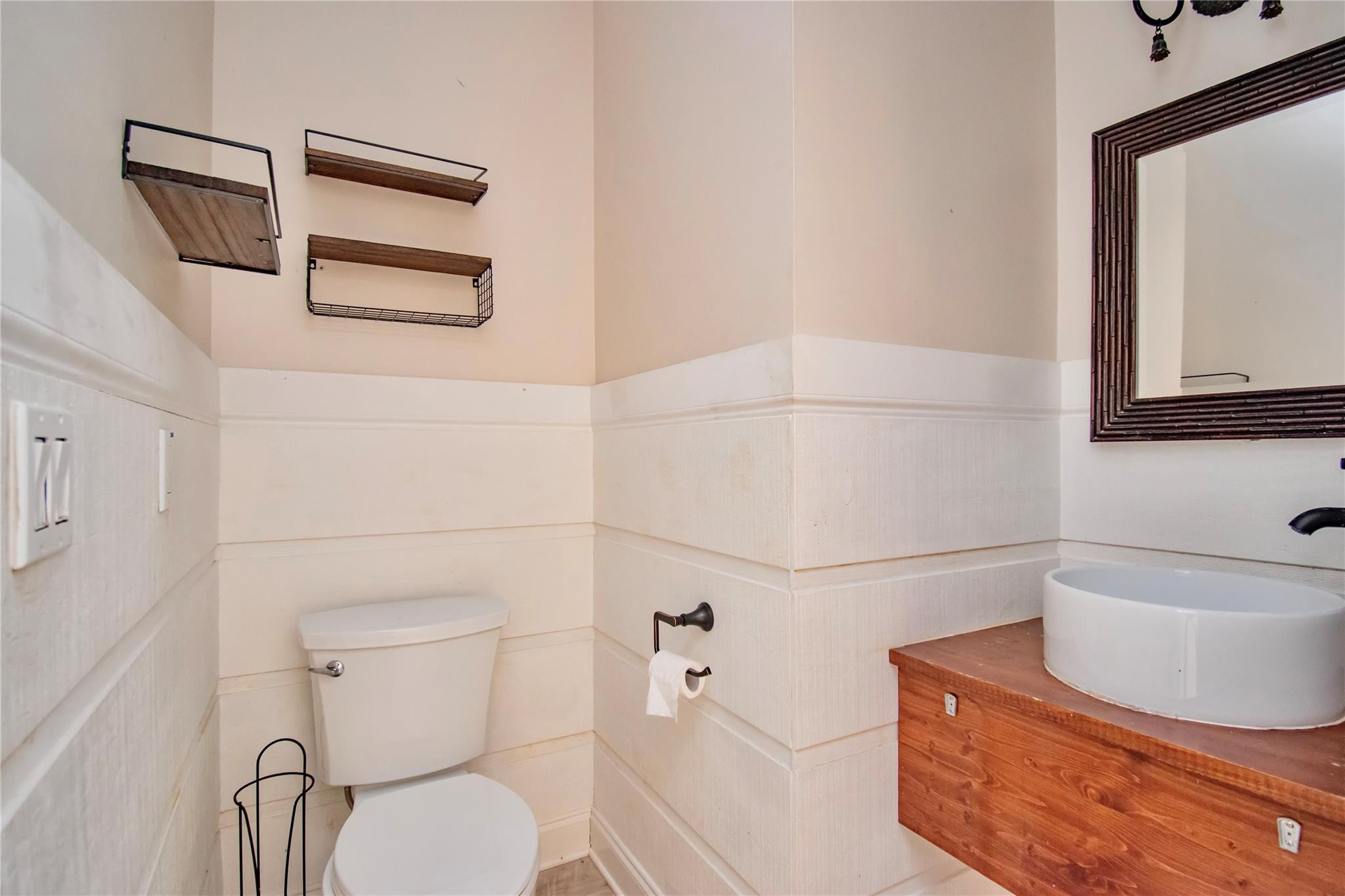 12280 Riverfalls Ct
